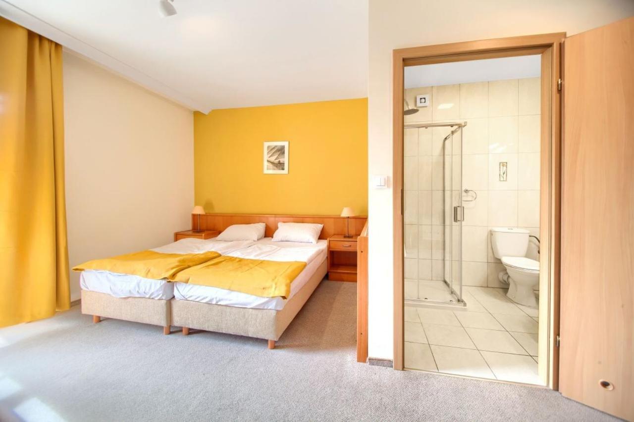Taaakaryba Hotel Kołobrzeg Buitenkant foto