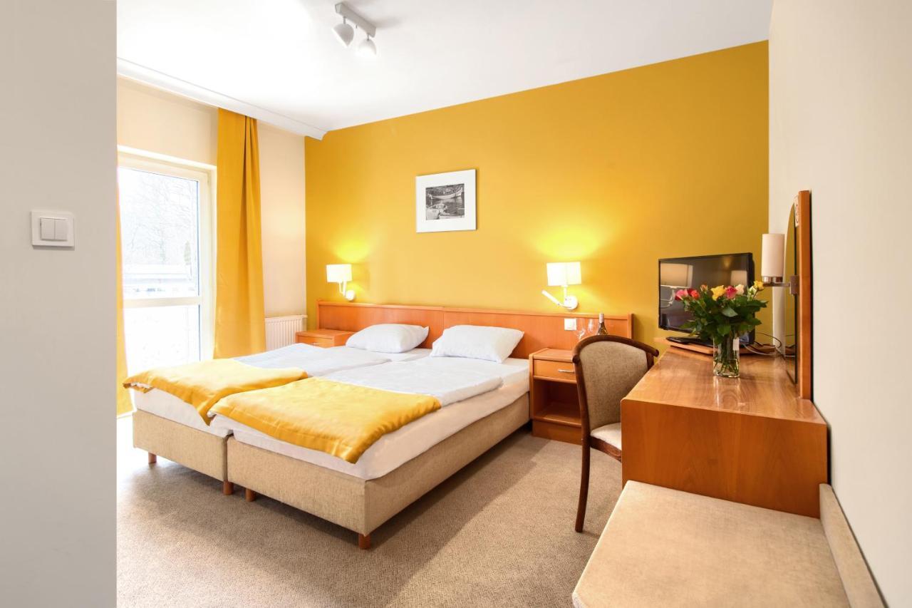 Taaakaryba Hotel Kołobrzeg Buitenkant foto
